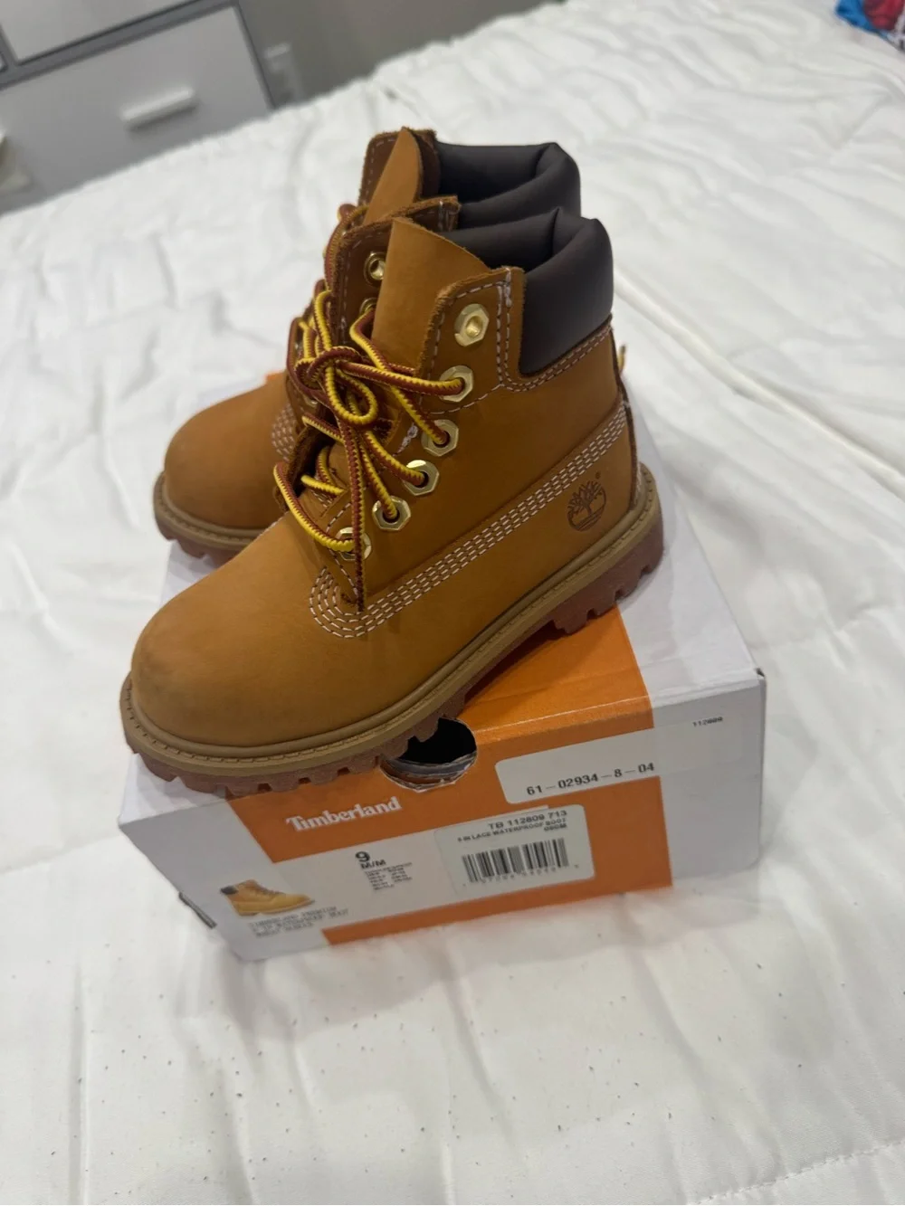 Timberland Kids Wheat Brown Lace-Up Work Boots